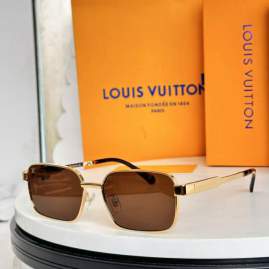 Picture of Louis Vuitton Sunglasses _SKUfw76771941fw